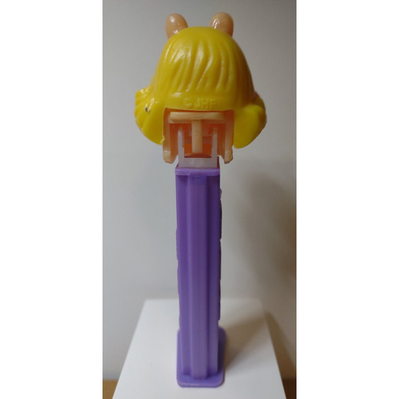 Pez Muppets Miss Piggy Candy Container Vintage Czech JHP Pig Lady Retro - Picture 3 of 4